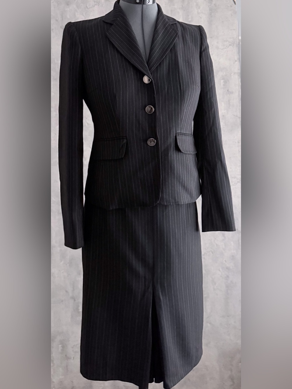 Anne Klein Womens 2-Piece Pinstripe Skirt Suit Set Black Gray Career Sz 2